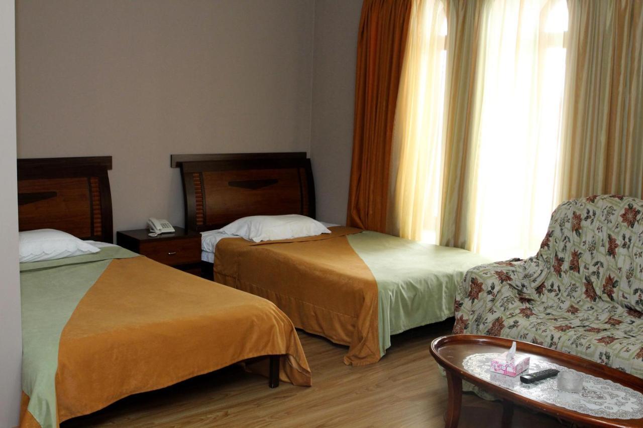 Bed and Breakfast Golden Apricot Gyumri Exterior foto